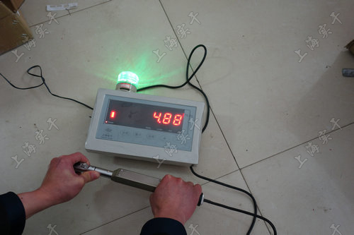開關量信號數(shù)顯扭力扳手